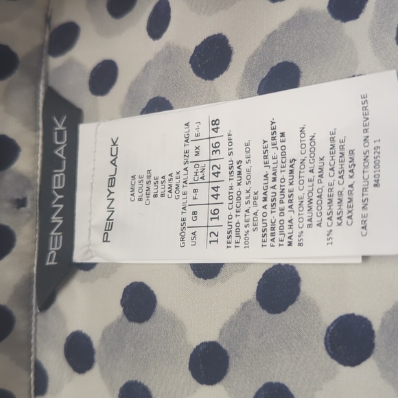 Silk blouse, size 12 - Picture 3 of 3